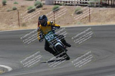 media/Apr-20-2025-AHRMA (Sun) [[393a79c373]]/Race/Group 7/Turn 4b/